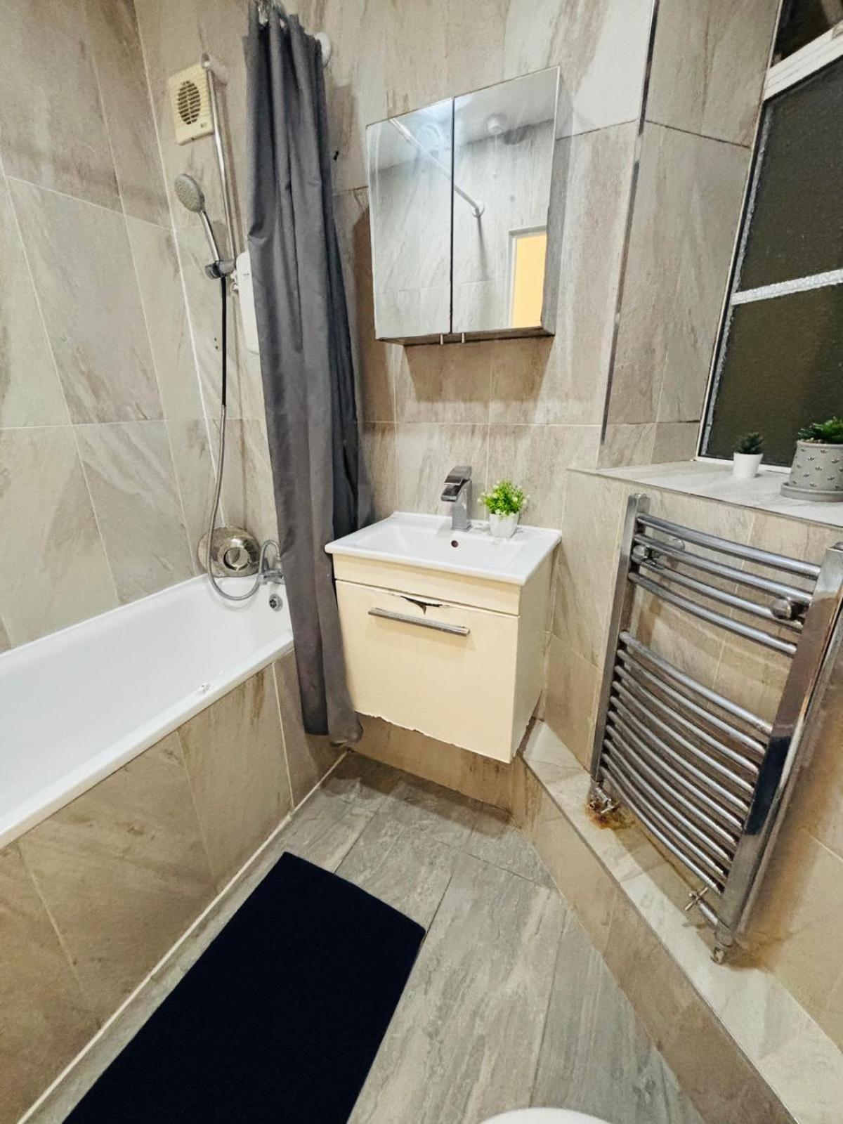 Апартаменты Flats, Location For Tourists, Next Tower Bridge