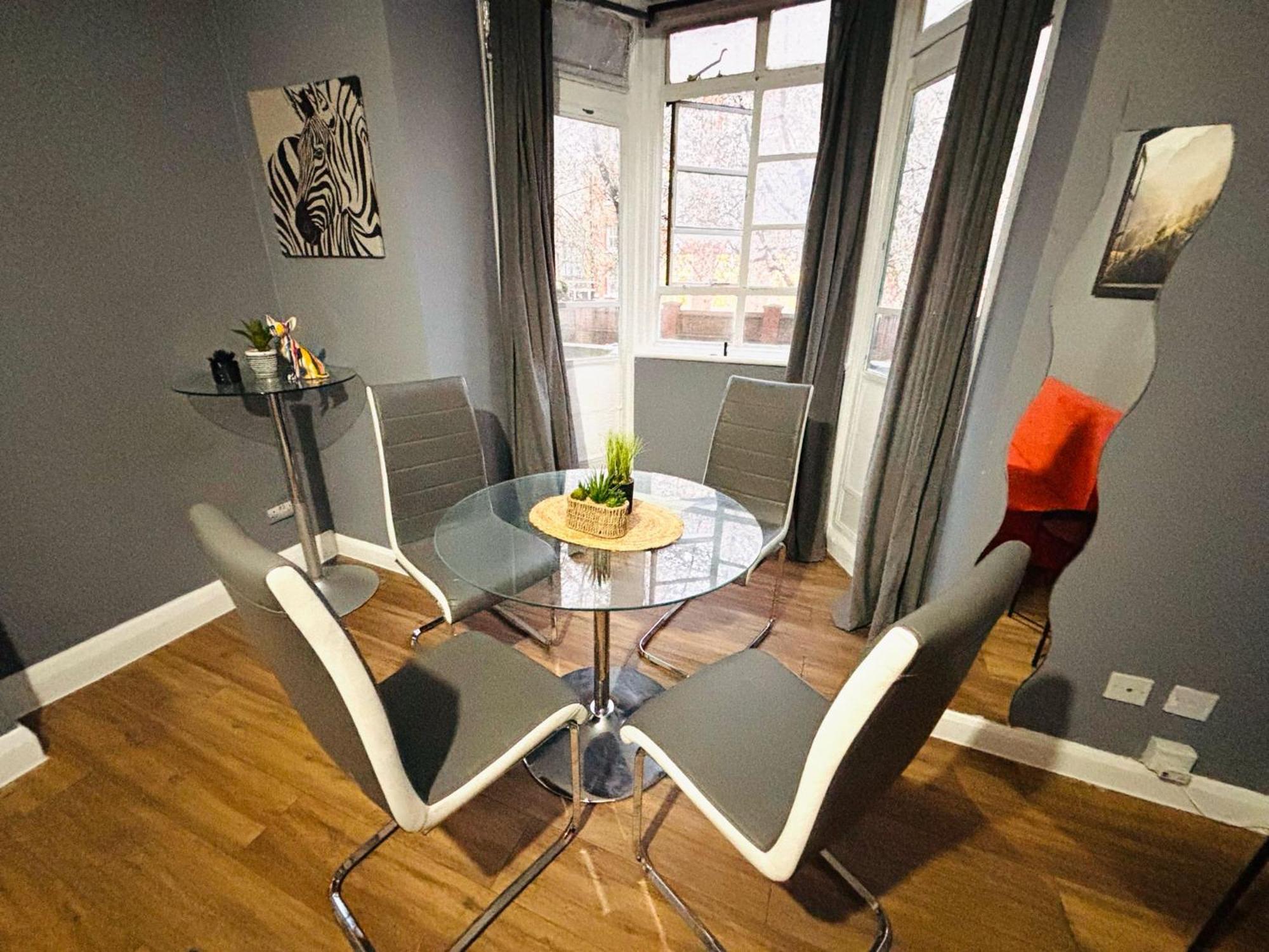 Апартаменты Flats, Location For Tourists, Next Tower Bridge *