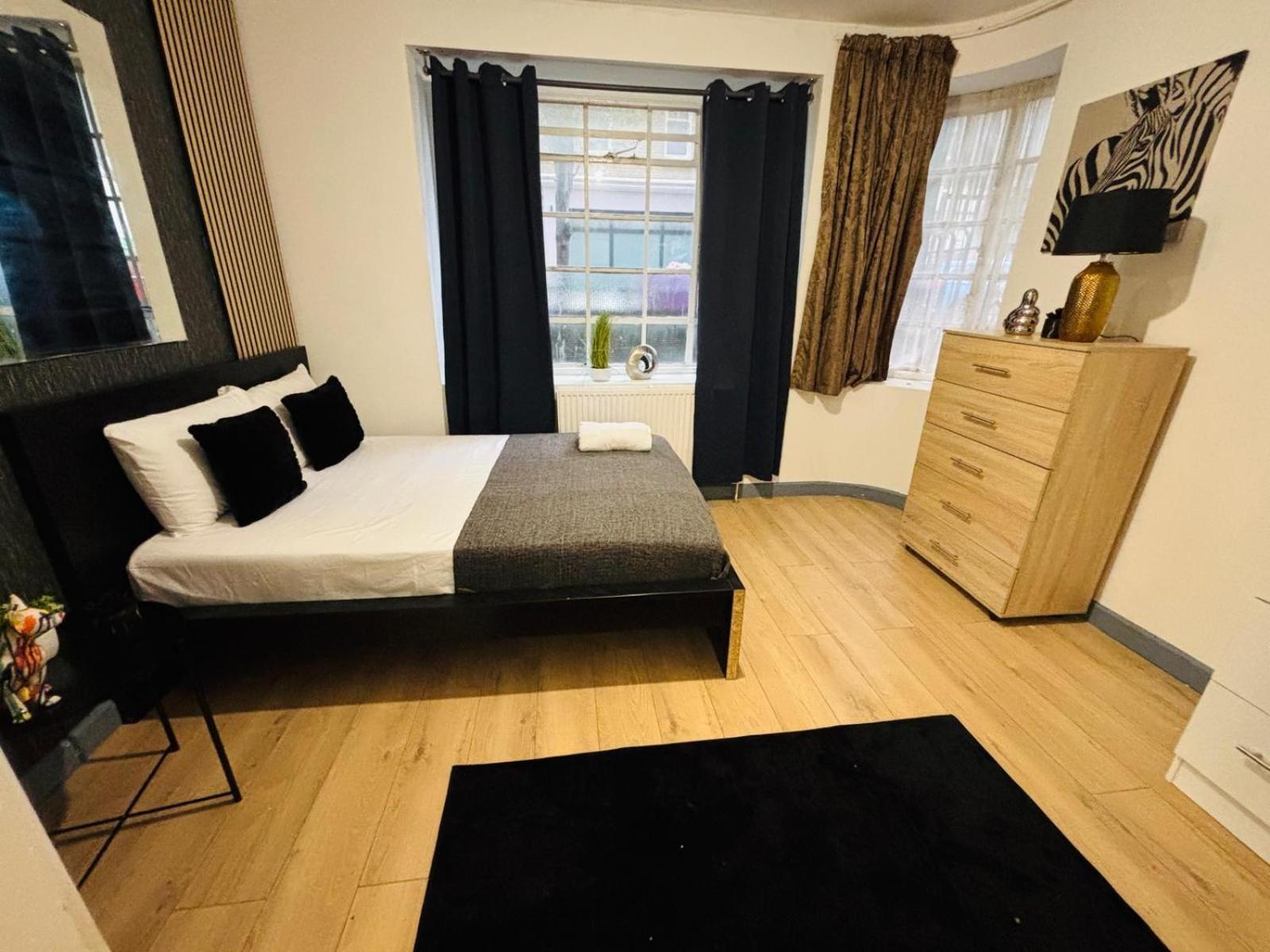 Апартаменты Flats, Location For Tourists, Next Tower Bridge Лондон